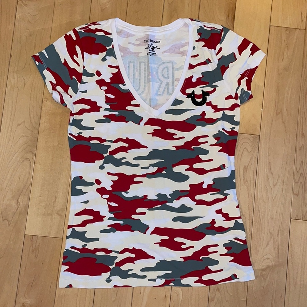 True religion camouflage t shirt